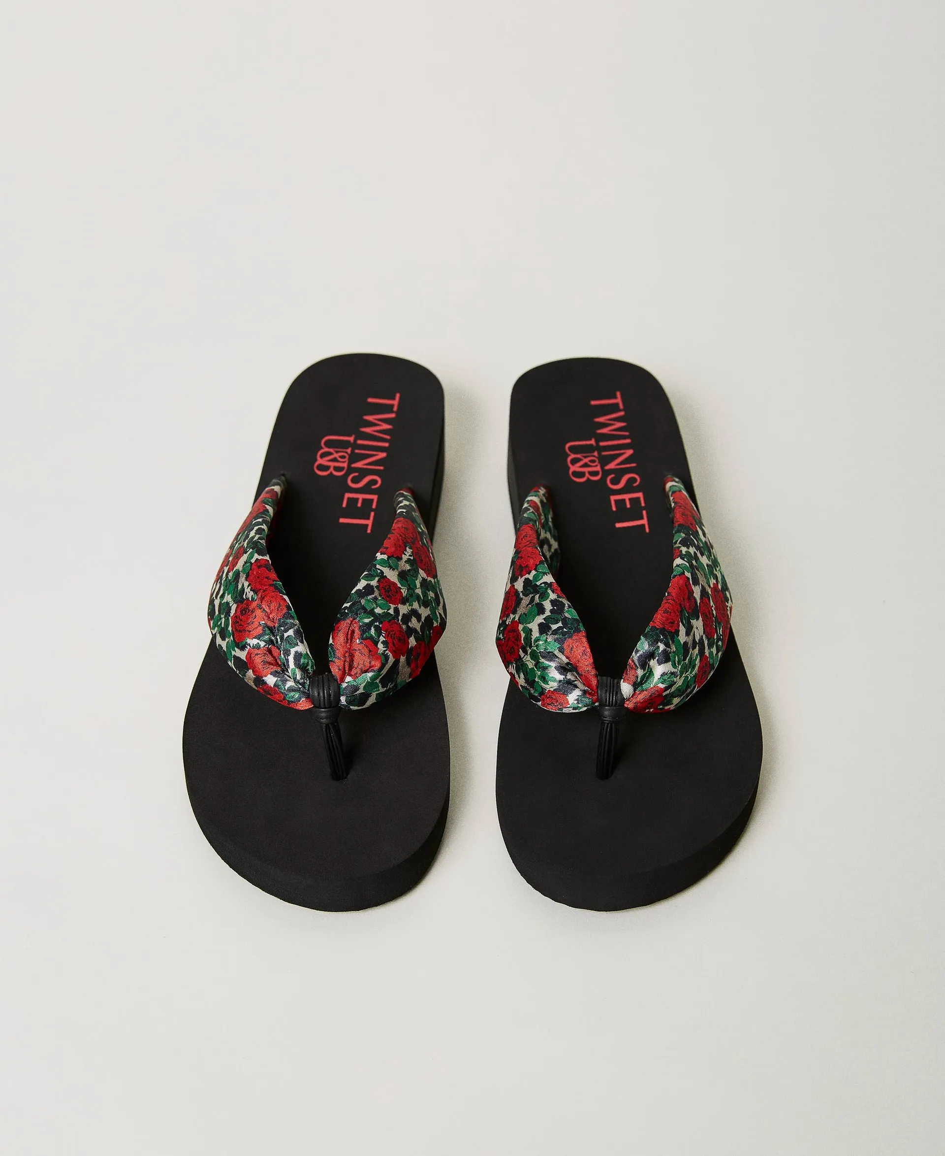 Chanclas de plataforma con estampado