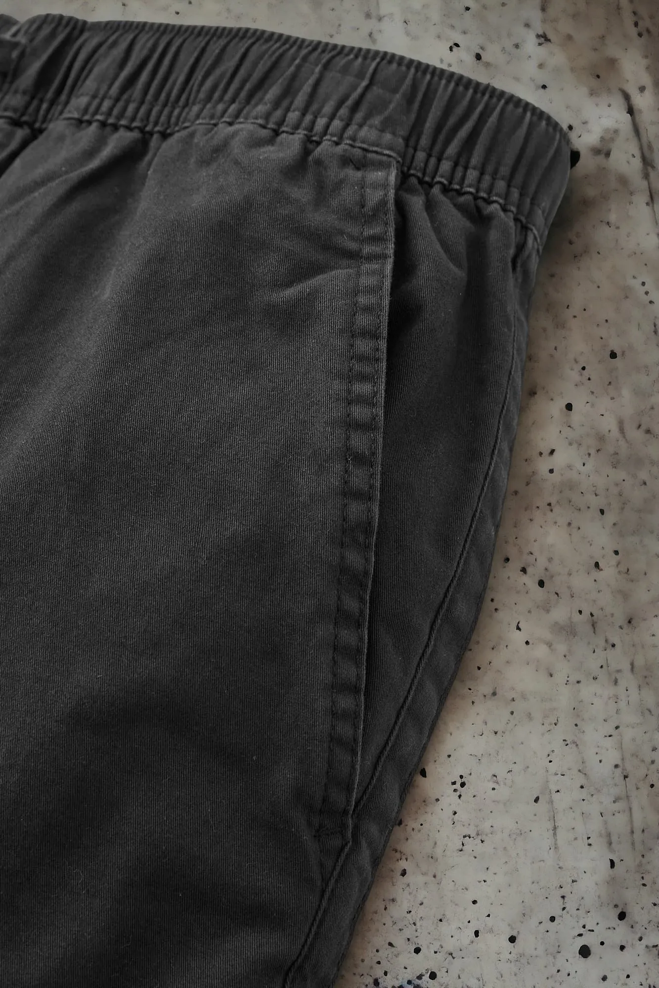 Katin – Pantalón corto Patio black wash