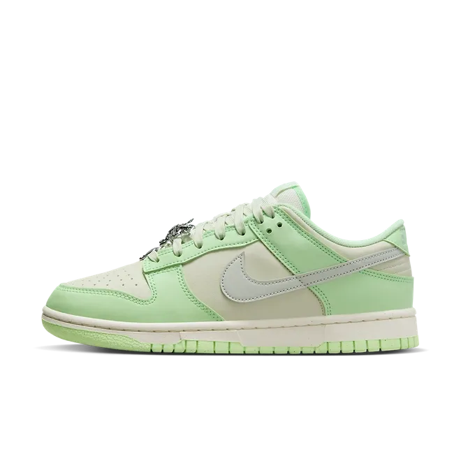 Nike Dunk Low SE Sea Glass W