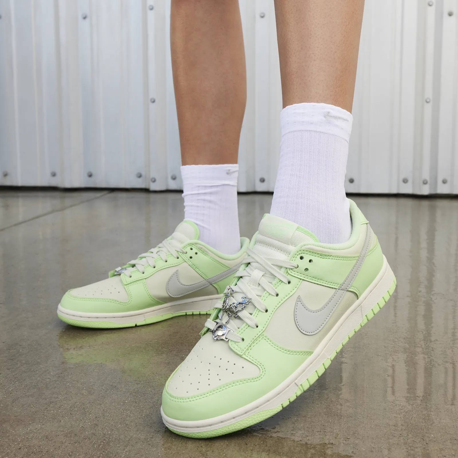 Nike Dunk Low SE Sea Glass W