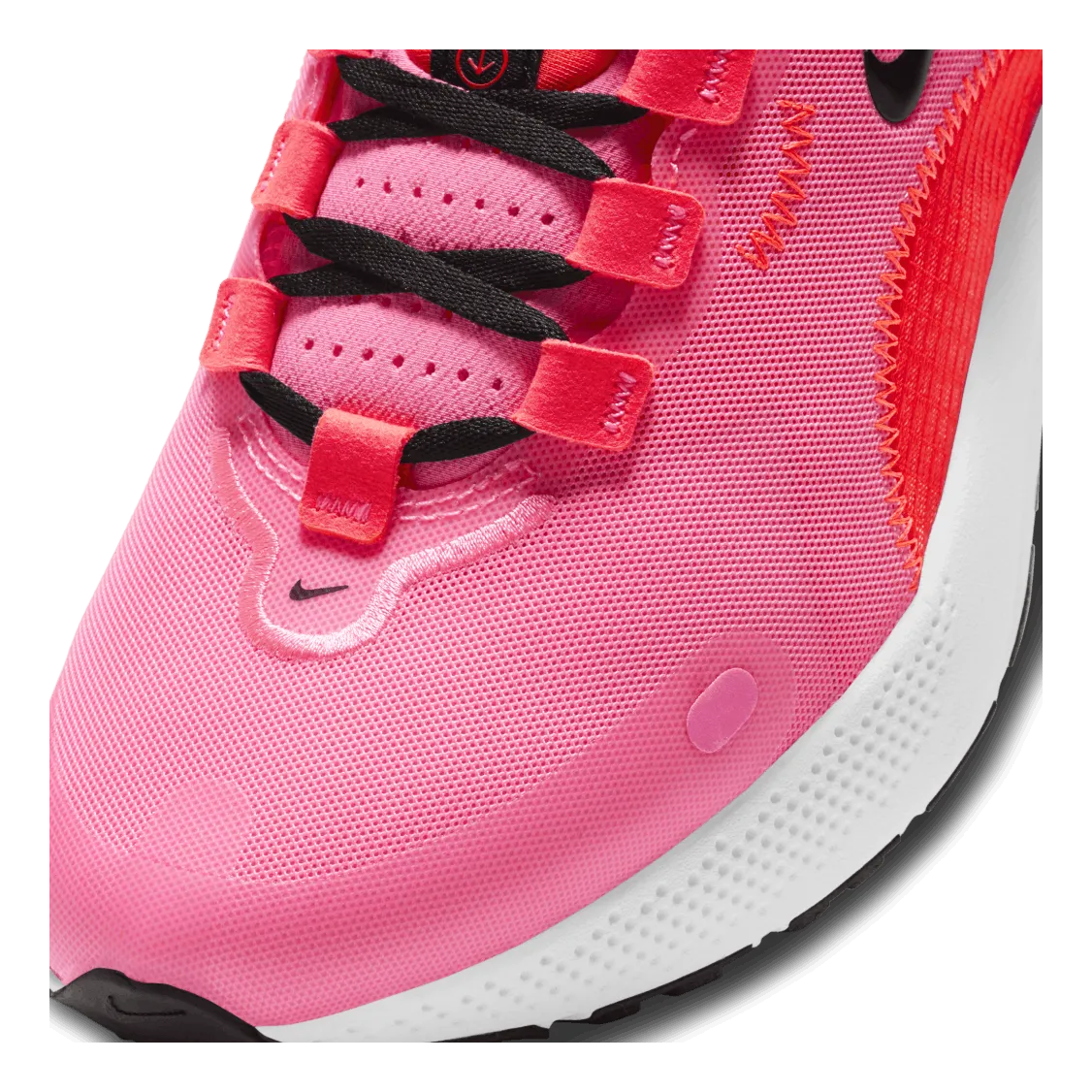 Nike Escape Run Pink