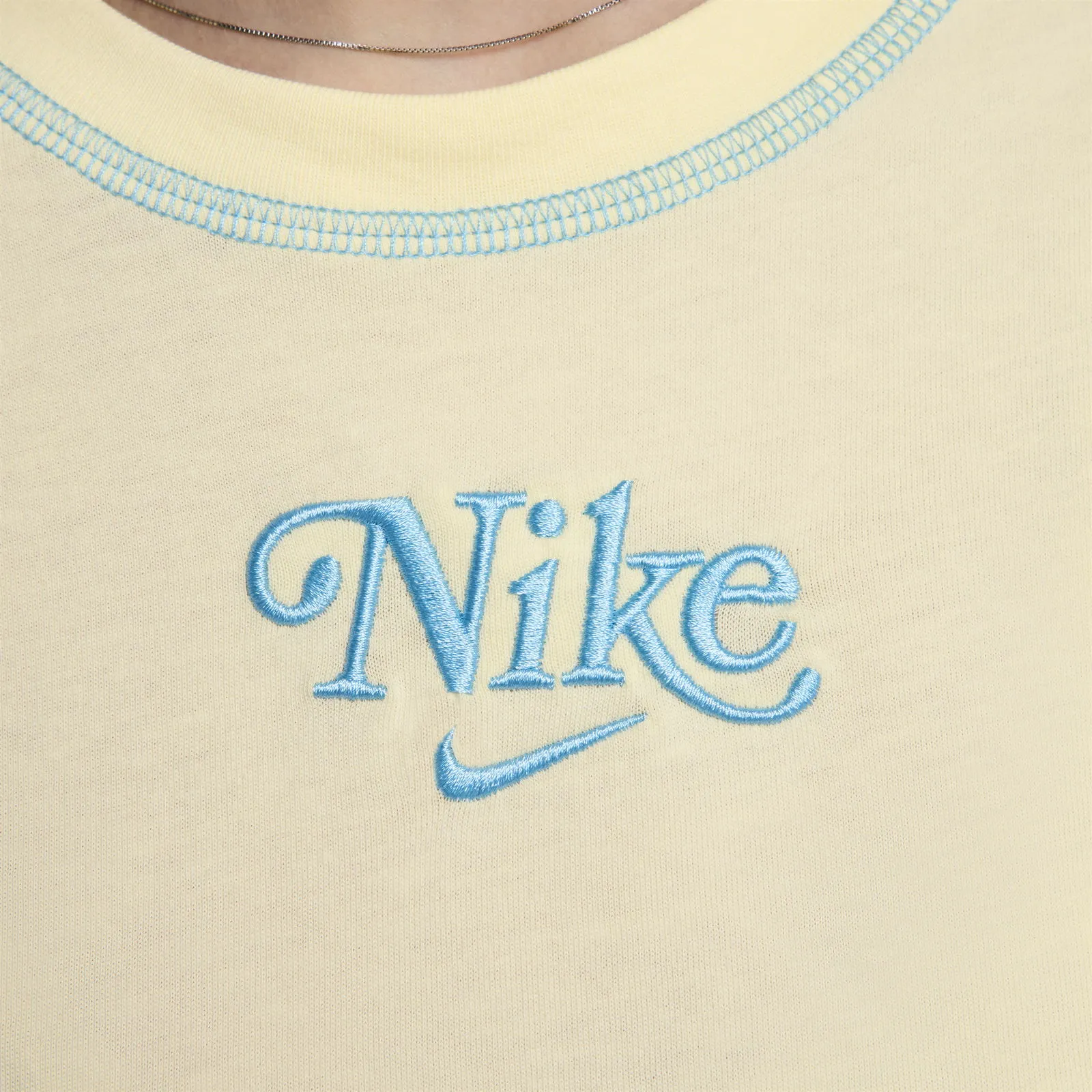 Nike Sportswear Tee