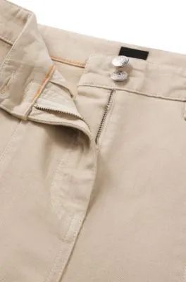 Pantalones de algodón con detalles de costuras