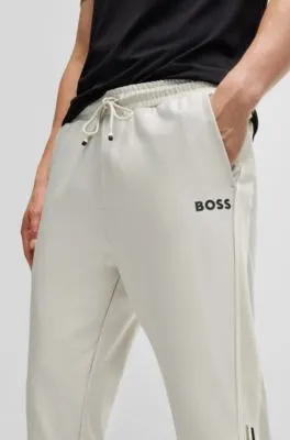 Pantalones de chándal BOSS x Matteo Berrettini con cinta en contraste y detalles de la marca