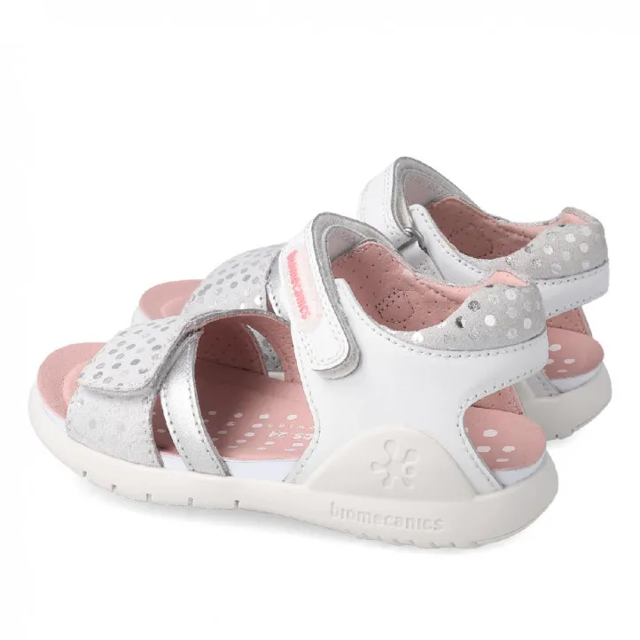 SANDALIAS BIOMECANICS DE NIñA BLANCO Y PLATA 232248C