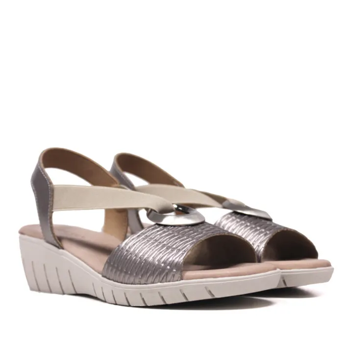 Sandalias cuña Suite009 en plata con argolla plateada y tiras elásticas