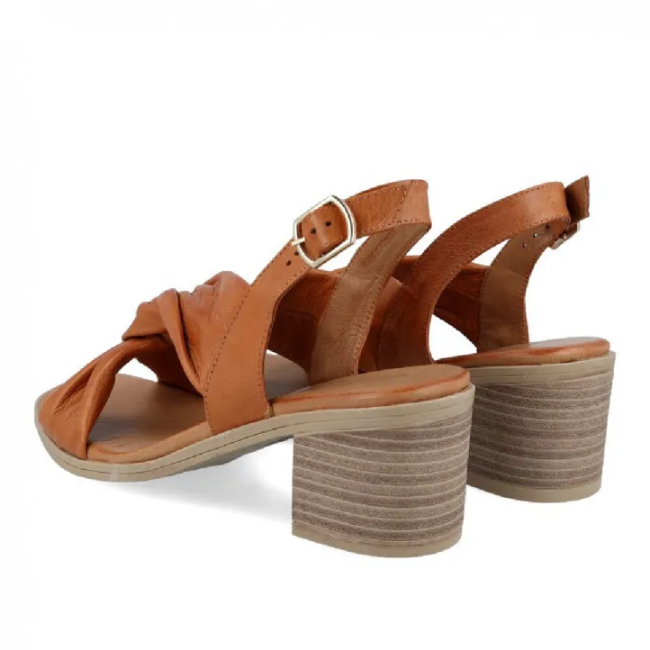 SANDALIAS DE TACON BAJO W&F LARIOS F21-500 WALK AND FLY