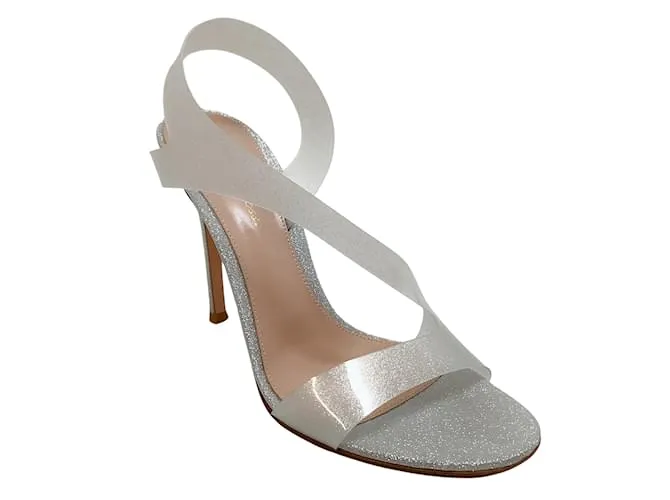 Sandalias halter plateadas con purpurina Metropolis de Gianvito Rossi Plata 