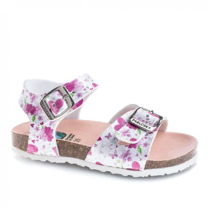 sandalias Pablosky con corazones y flores y estilo bio