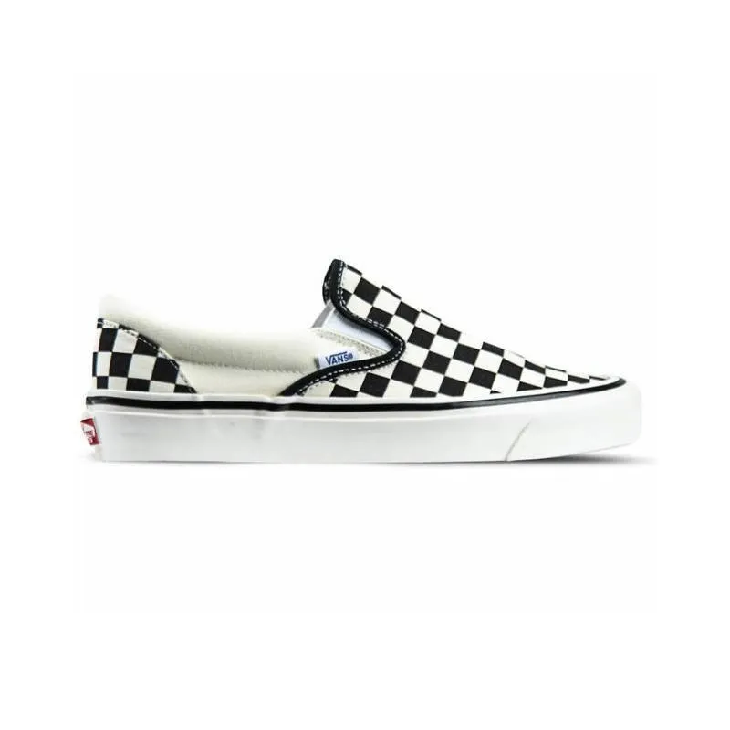 VANS CHECKERBOARD CLASSIC SLIP-ON 9