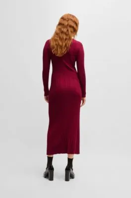 Vestido midi slim fit con estructura de canalé irregular