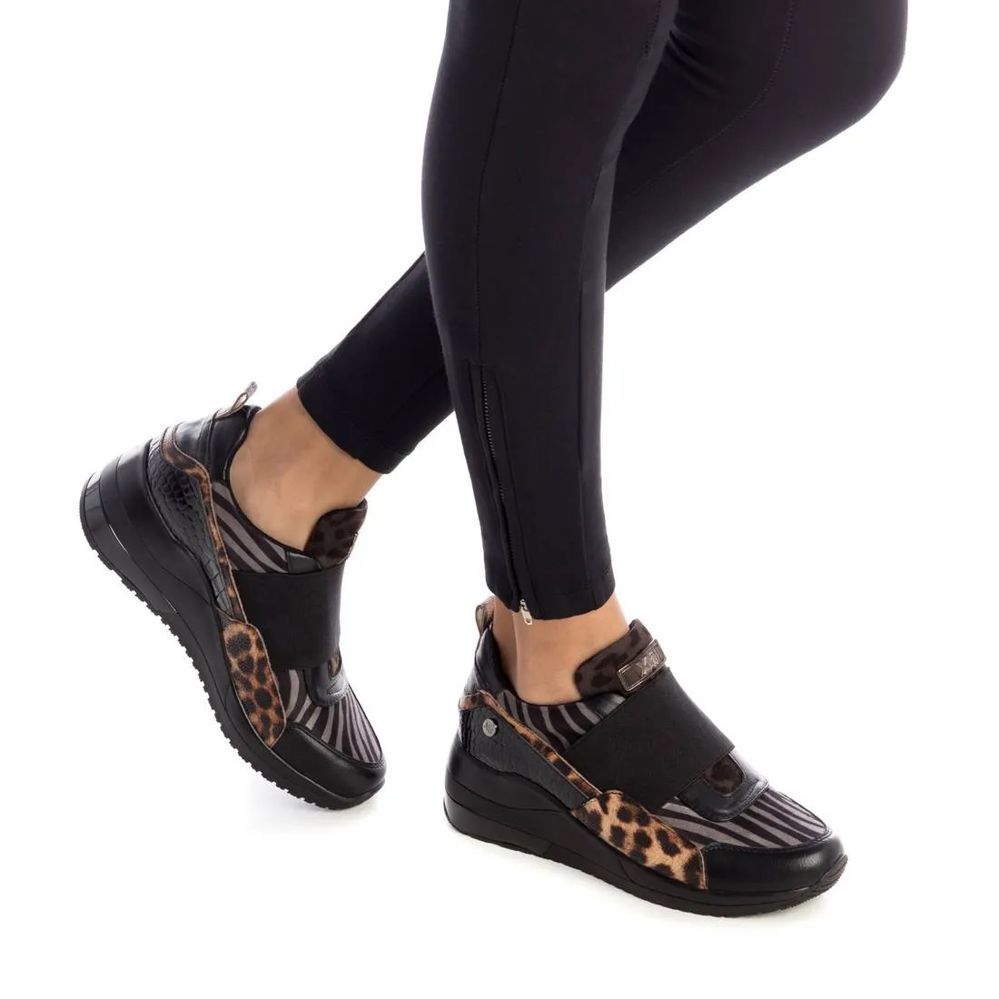 ZAPATILLA DE MUJER XTI 04452703